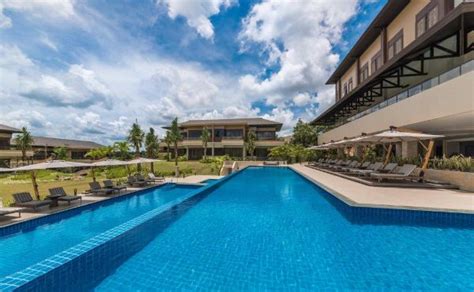 10 BEST RESORTS in Tagaytay (2 Hours From Manila) .